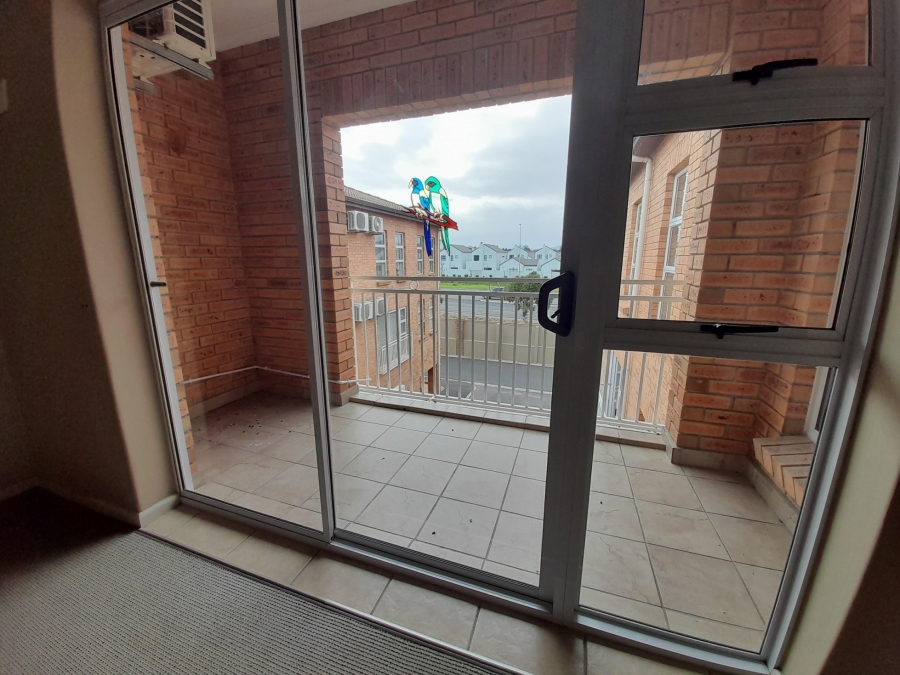 1 Bedroom Property for Sale in Burgundy Estate Western Cape